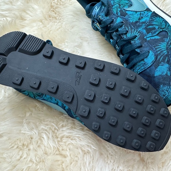 NIKE INTERNATIONALIST GPX 682912 400 - Picture 4 of 7